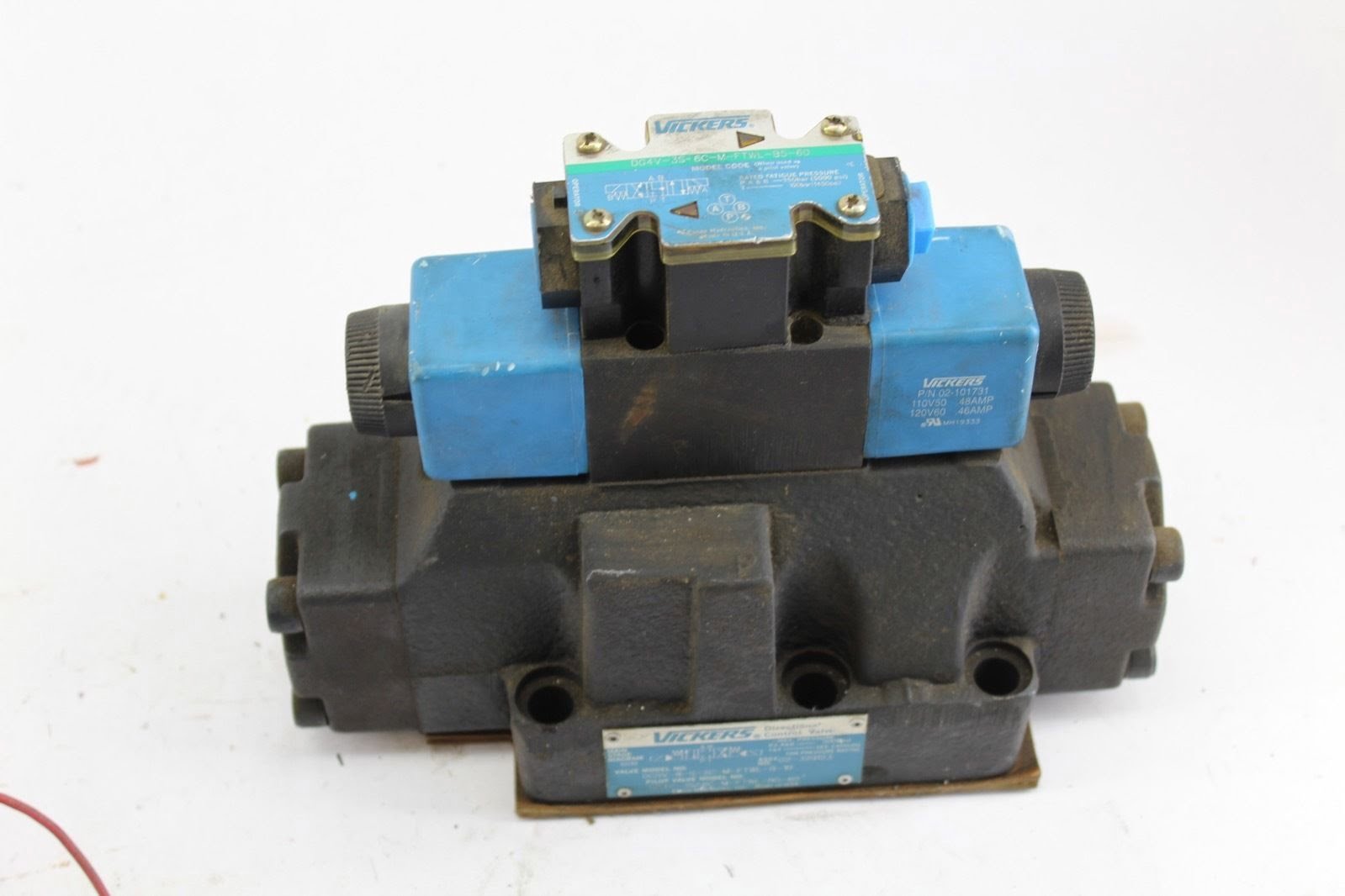 Vickers Directional Control Valve DG5V 8 S 2C M FTWL B 10 B257