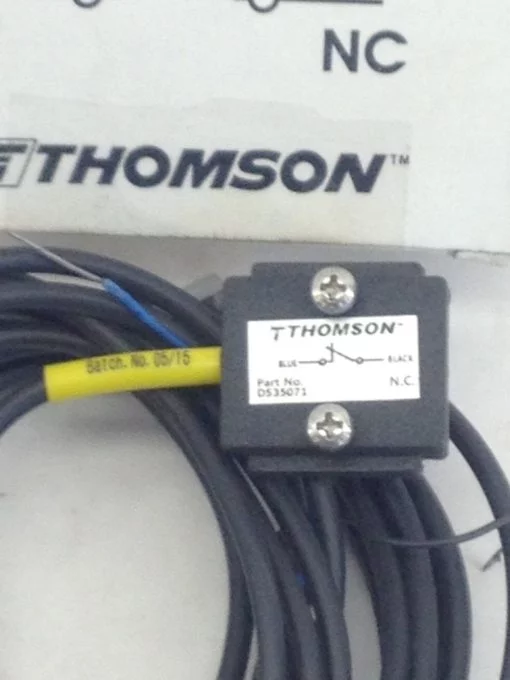 THOMSON D535071 MAGNETIC PROXIMITY SWITCH NC (A767) 2