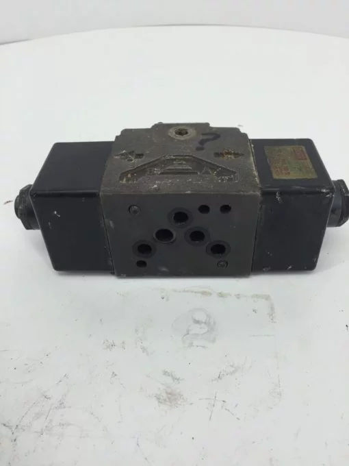BROWN AND SHARP DOUBLE A SOLENOID QF-01-0-10F1 USED (H249) 3