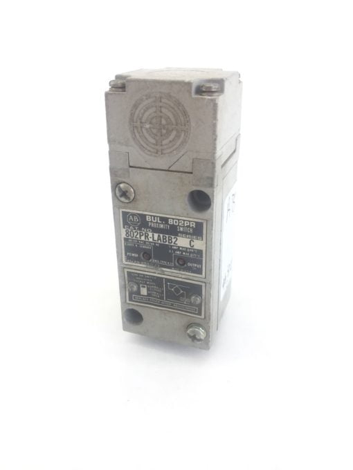 ALLEN BRADLEY SELF CONTAINED PROXIMITY SWITCH 802PR-LABB2 SERIES C (SB4) 1