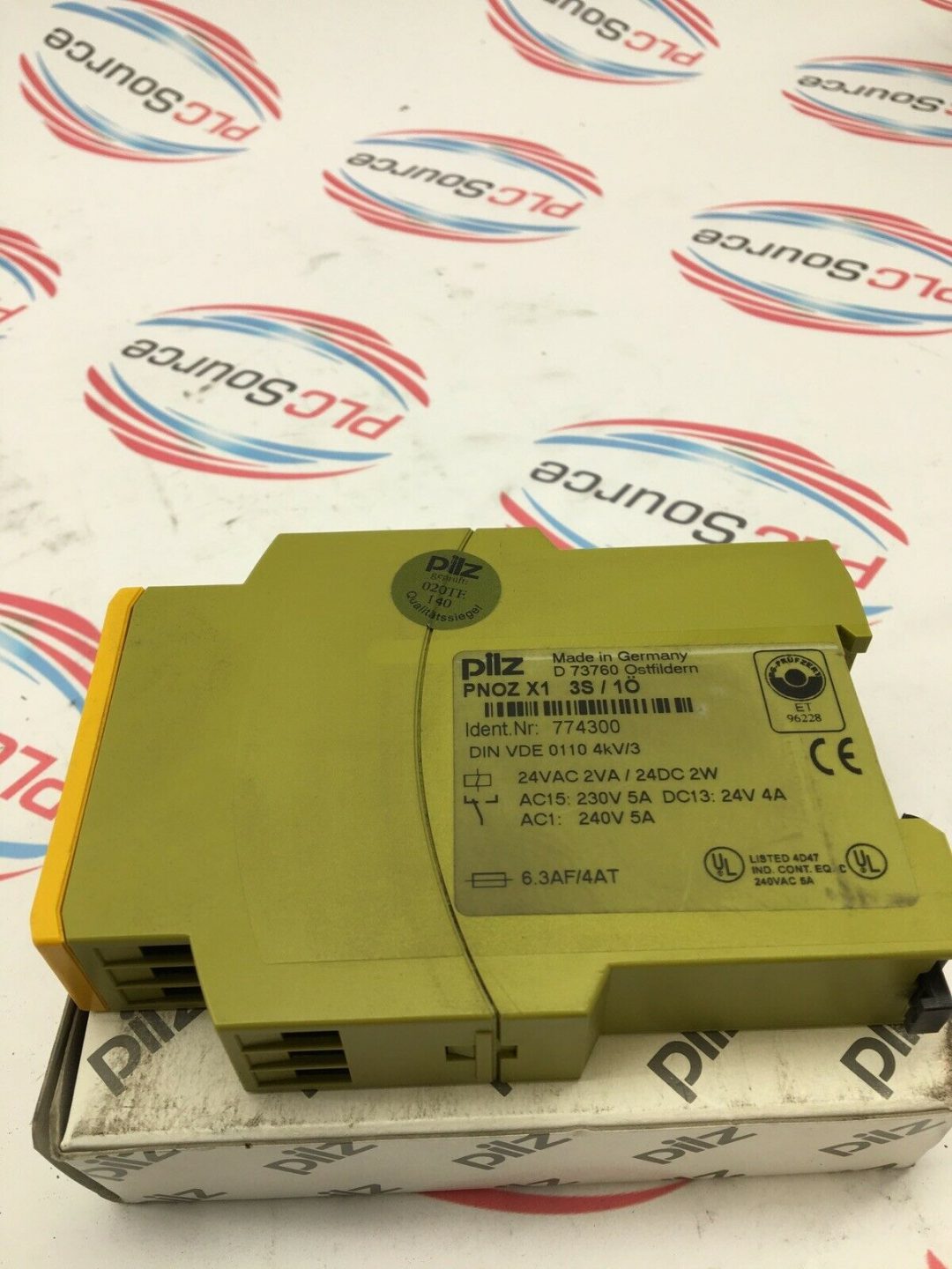 PILZ PNOZ X1 774300 SAFETY RELAY