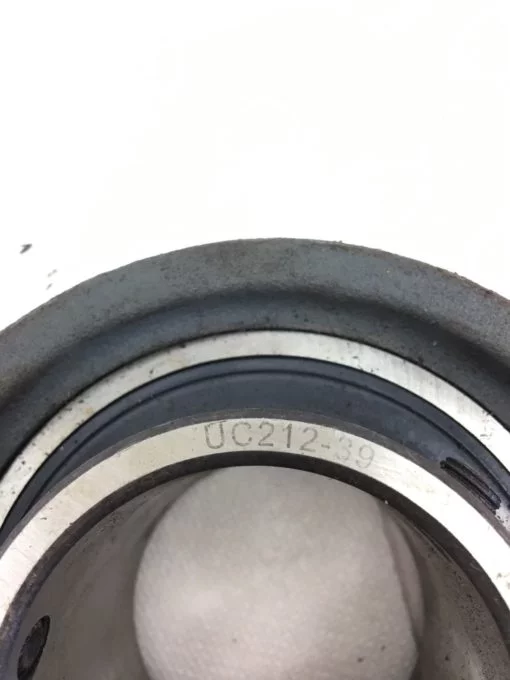 USED GREAT CONDITION TURNER P212 UC212-39 PILLOW BLOCK BEARING, FAST SHIP! HB6 2