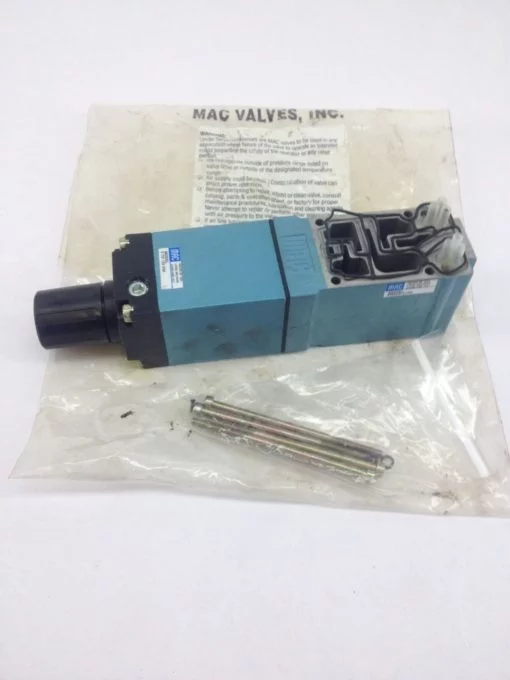 NIB! MAC VALVE PR62D-11AA REGULATOR VALVE LESS GASKET FAST SHIPPING!!! (F20) 1