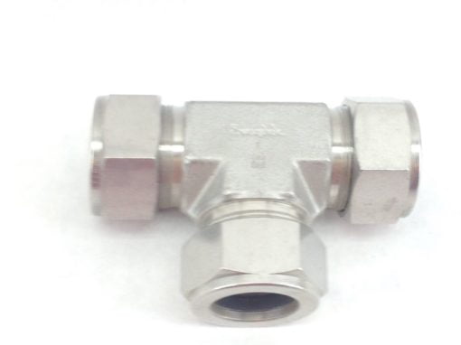 SWAGELOK DHI / DJN 1â? TUBE 316 STAINLESS STEEL FEMALE â??Tâ? CONNECTOR (H352) 1