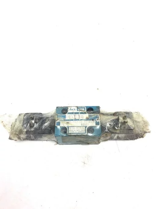 USED DENISON ABEXÂ 3D01-35-703-09-02-00A1 02327 DIRECTIONAL CONTROL VALVE, B283 1