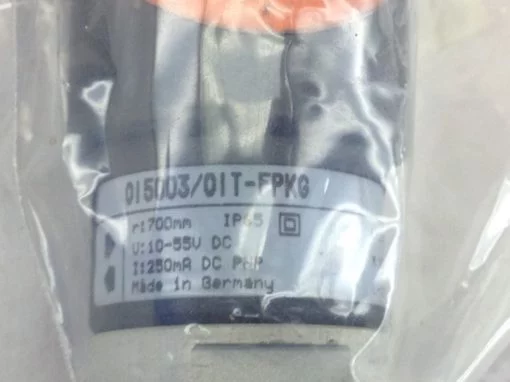 NNB! GENUINE SQUARE D 015003/0IT-FPKG PHOTOELECTRIC DIFFUSE REFLECT SENSOR (A105 2